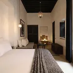 Riad Azzouna 13