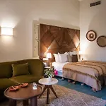 Domaine Des Remparts Hotel & Spa
