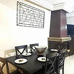 Appartement Impeccable En Plein De Centre Ville