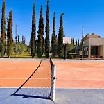 Hala Luxury Domain