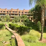Charmant Appartement Avec Grande Piscine & Terrasse