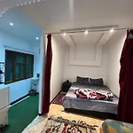 Studio 2