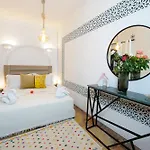 Riad Darna 4 Chambres Avec Piscine Et Petit Dejeuner