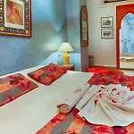 Riad Kenzo