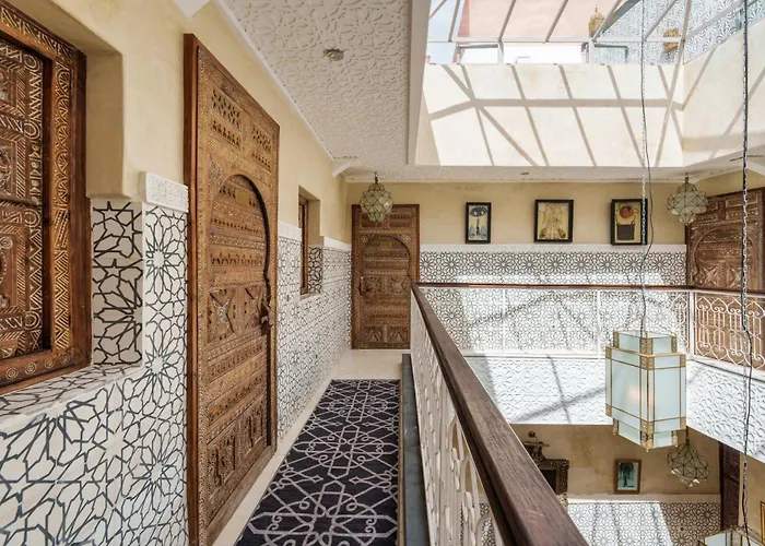 Riad La Fayette Bed & Breakfast