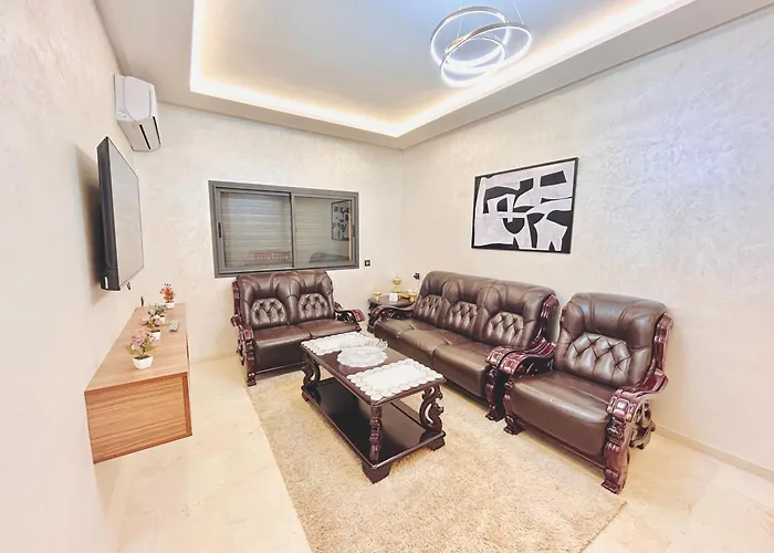 Pretty Apartment With A Pool In Gueliz , Parking