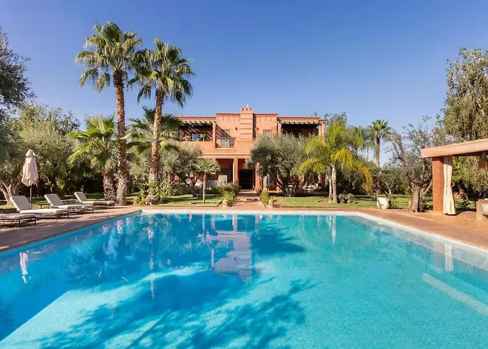 Villa Layyine Avec Personnel, Piscine, Spa Et Sports