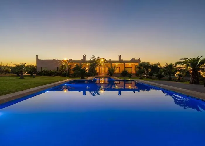 La Villa Houda Piscine Parking Prive 15 Min Marrakech - Ark Realty