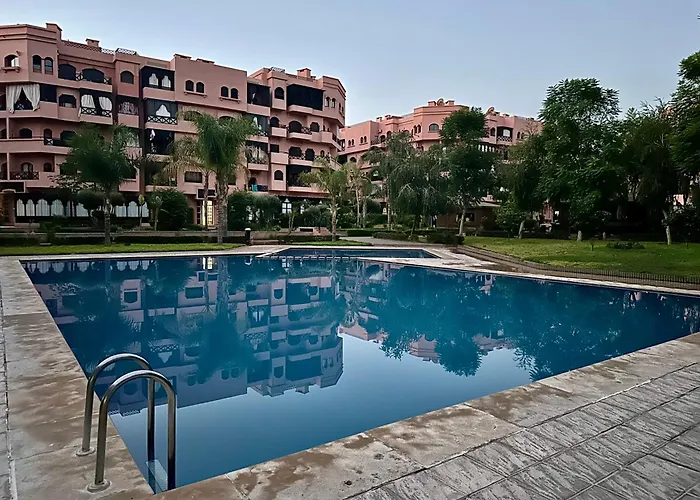 Premium Village Oasis Avec 5 Piscines Et Jardins