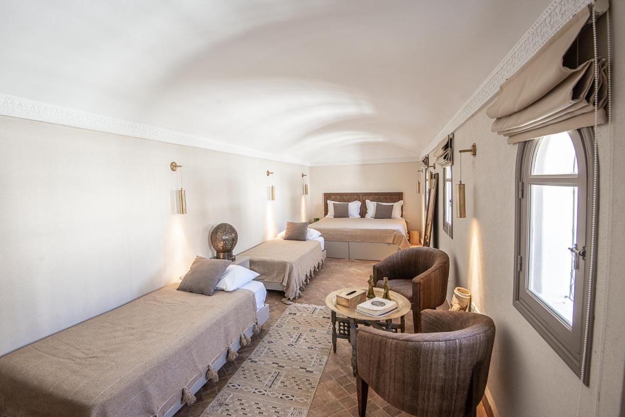 Riad Farhan 3*