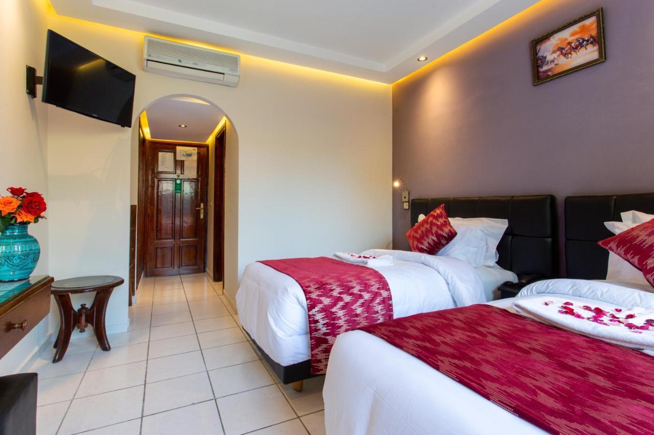 Akabar Hotel 3*