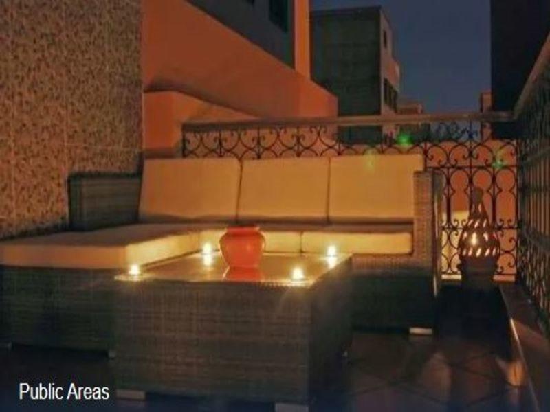Bed & Breakfast Latifa 2*