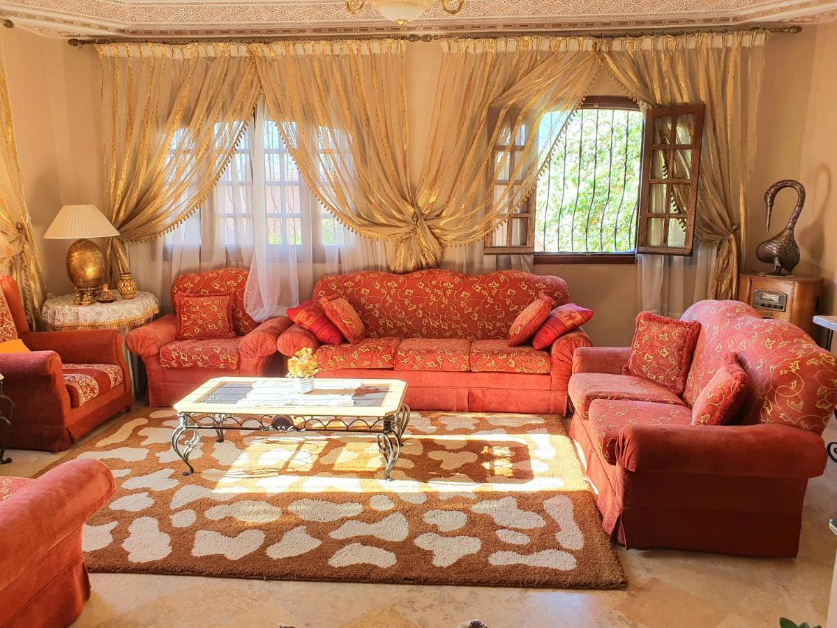 Oranger Family House Center, Private Large House, Terasse Garden View, Free Parking *