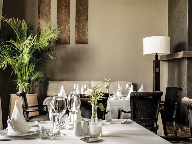 Hotel Domaine Des Remparts &