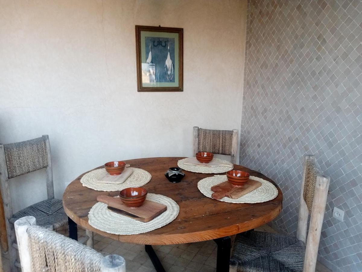 Riad103 Piscine Chauffée Sur Le Rooftop, Jacuzzi Hot&hammam Massage Riad *