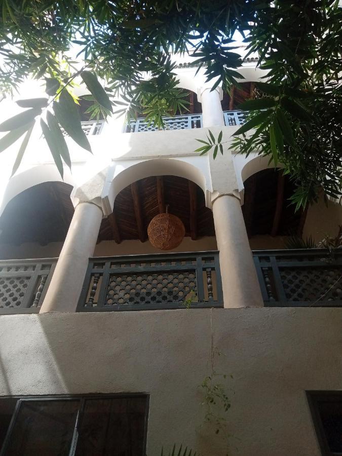 Riad103 Piscine Chauffée Sur Le Rooftop, Jacuzzi Hot&hammam Massage *