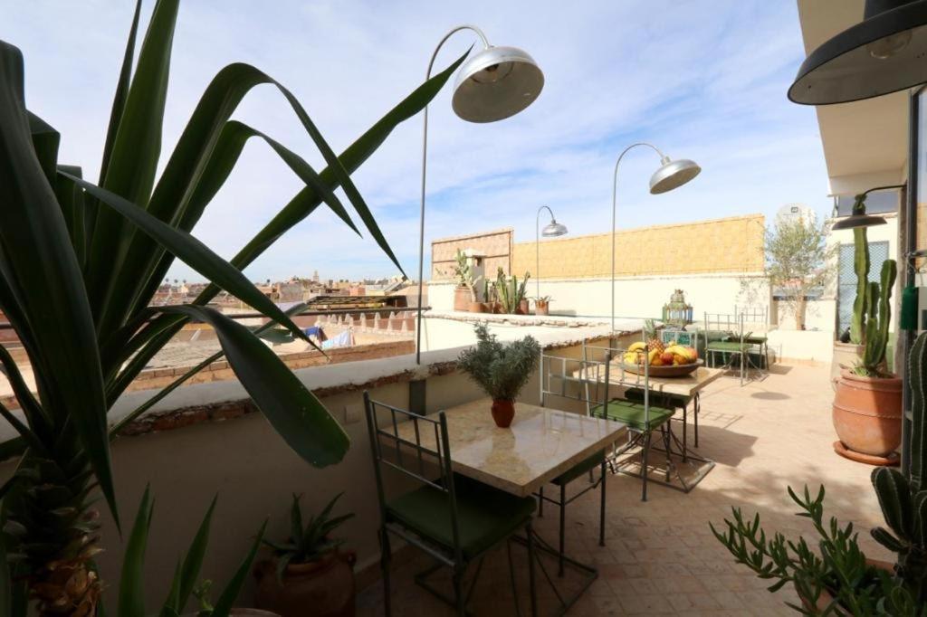Riad103 Piscine Chauffée Sur Le Rooftop, Jacuzzi Hot&hammam Massage Riad *