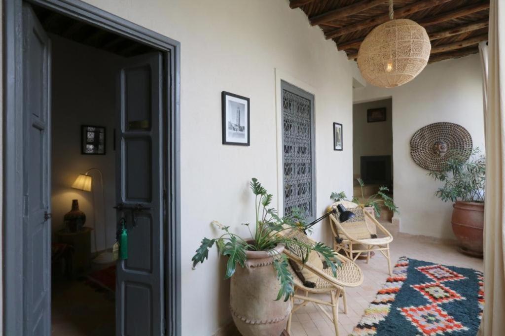 Riad103 Piscine Chauffée Sur Le Rooftop, Jacuzzi Hot&hammam Massage Riad