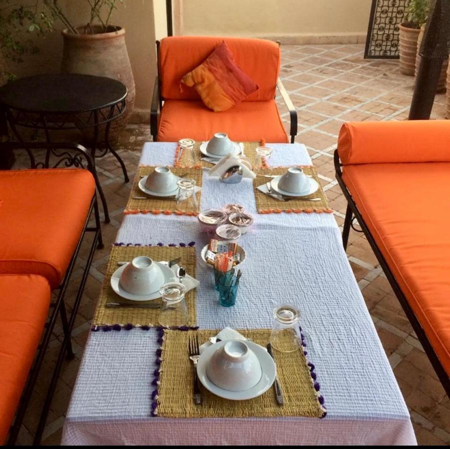 Casa de hóspedes Zouhour 3*
