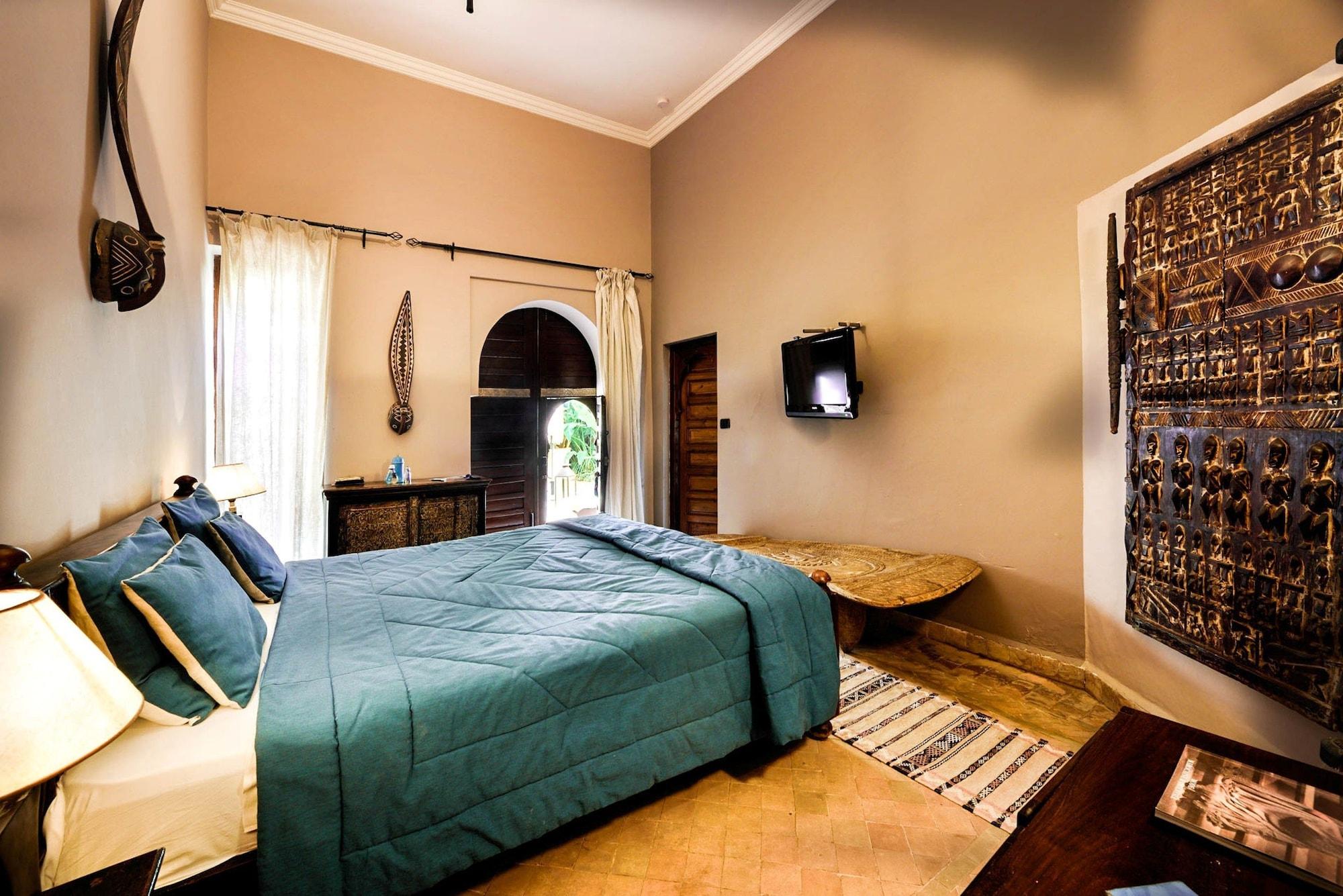 Les Ammonites And Marrakesh