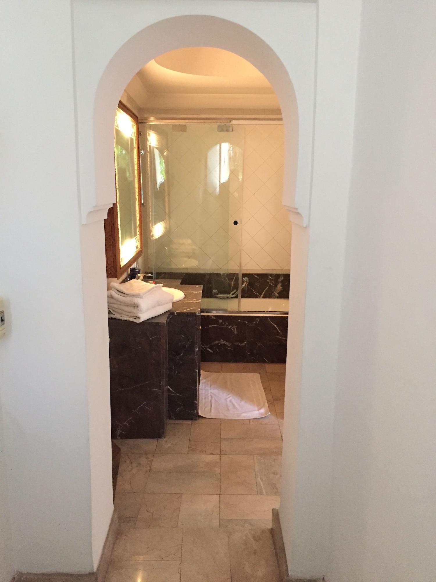 Riad Dar El Assafir 4*