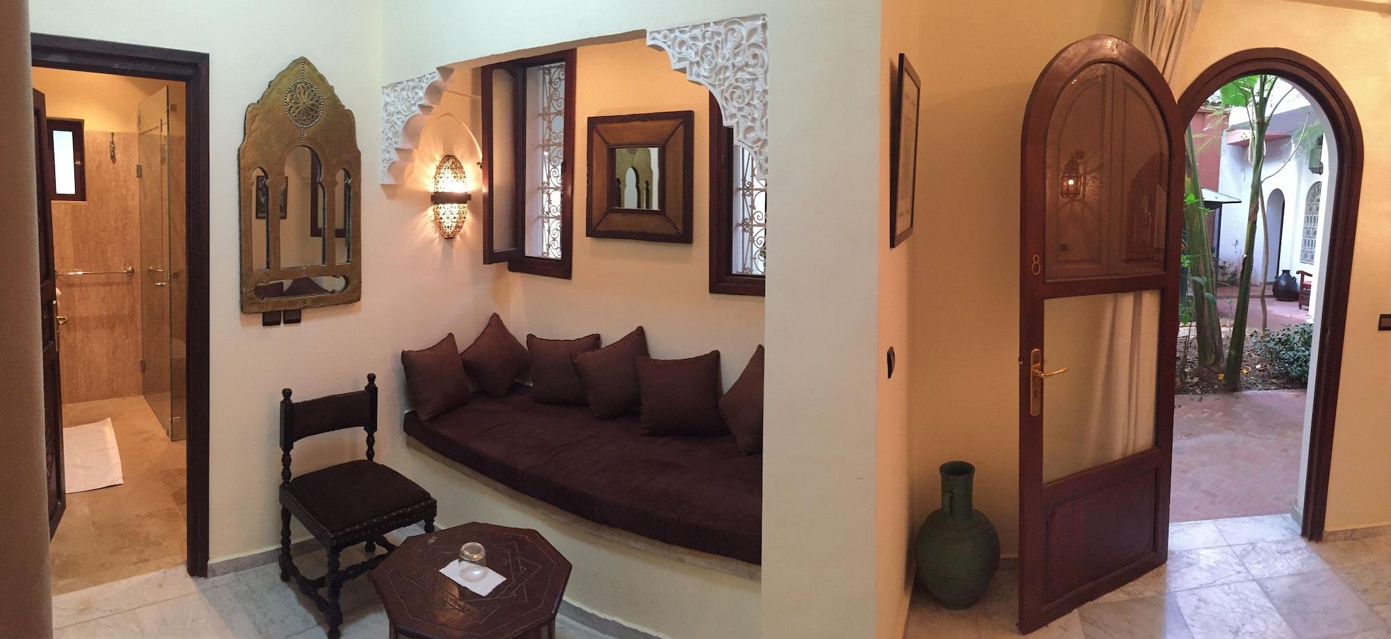 Riad Riad Dar El Assafir 4*