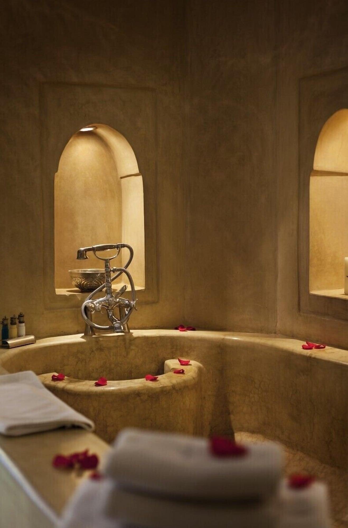 Riad Anayela