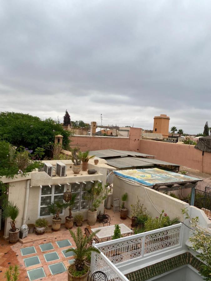Dar Zioui, Bynour Riad