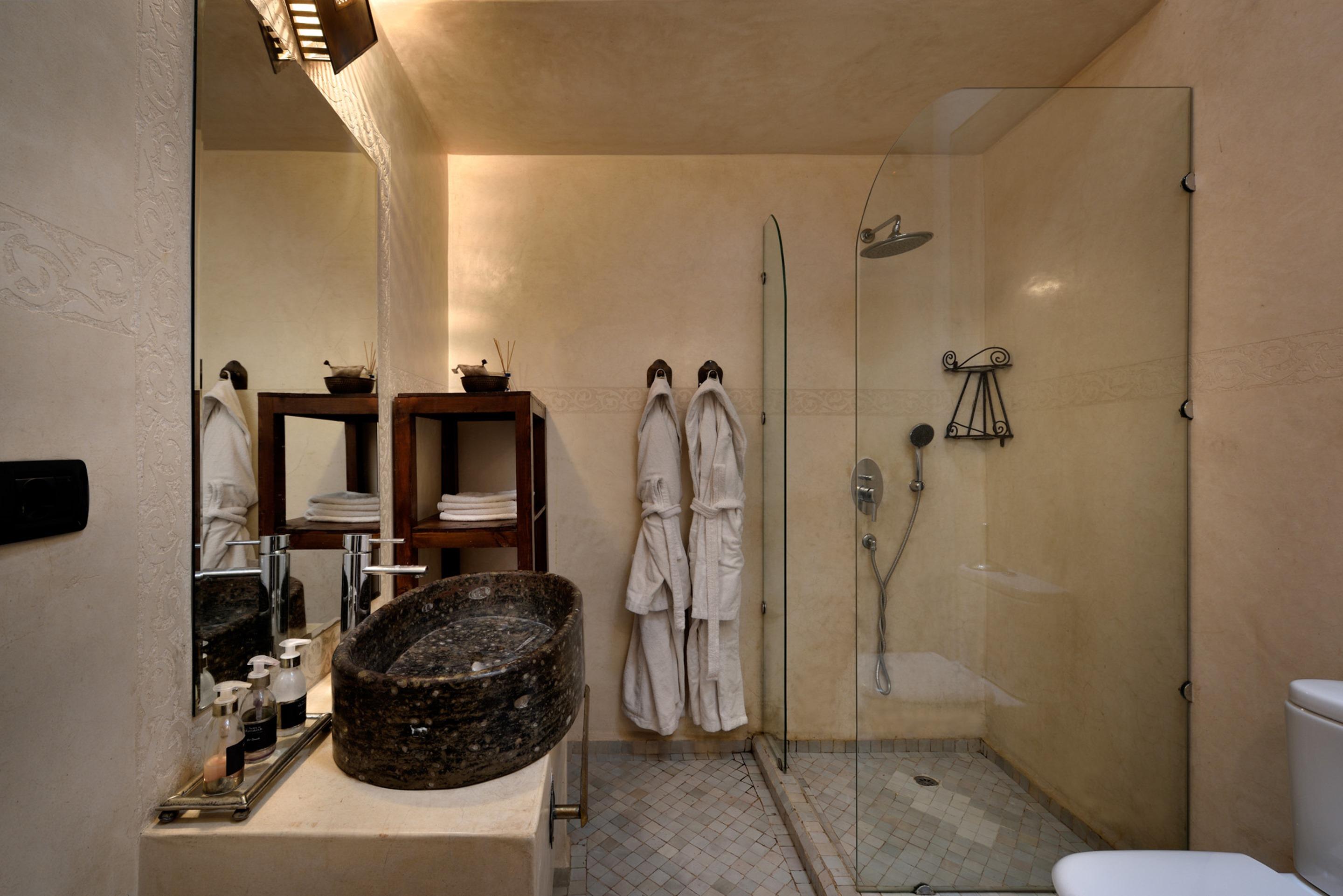 Les Ammonites And Riad Marrakesh