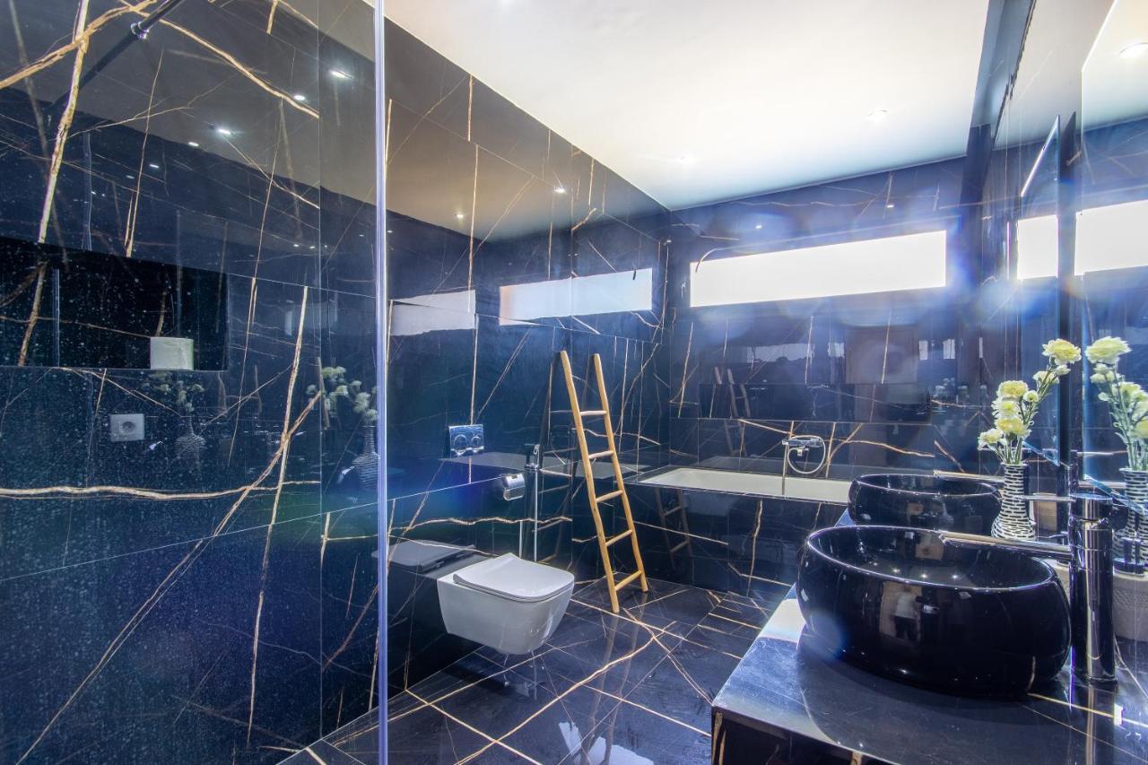 H Piscine Privée Sans Vis à Vis Villa