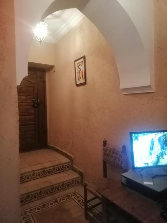 Hostel Laksour