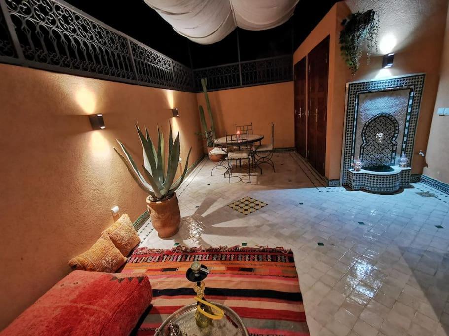 Maison De Standing - Medina De Marrakech Pousada