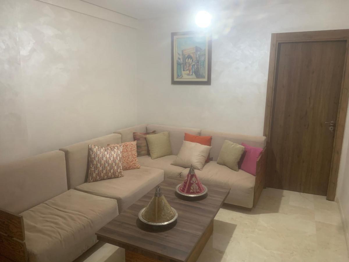 Family Apartment *