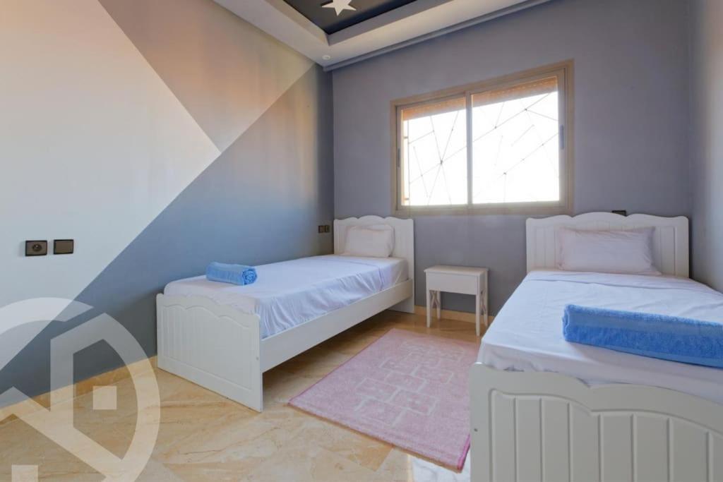 Des Lilas Dar Salam Chez Madame Assyl Avec 3 Piscines * Marrakesh