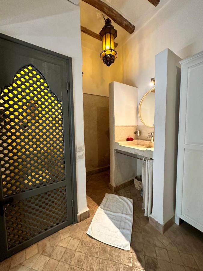 Riad103 Chauffée Sur Le Jacuzzi In Rooftop&pool Riad Marrakesh