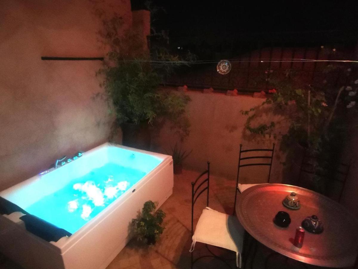 Riad Nakhla 2*