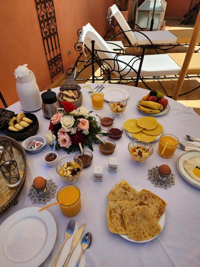 Alboraq Riad 4*