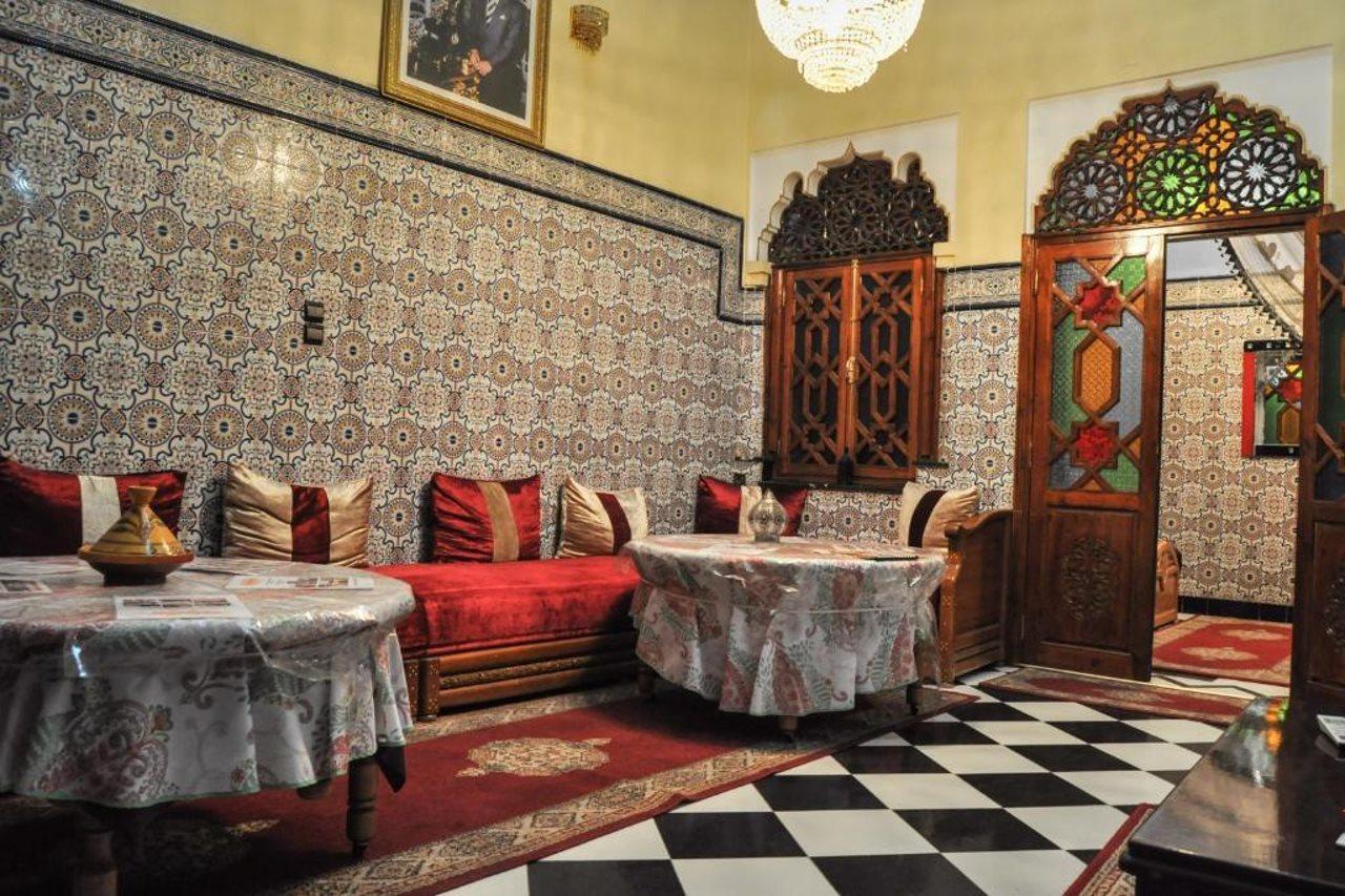 Fatouma Acomodação com café da manhã 