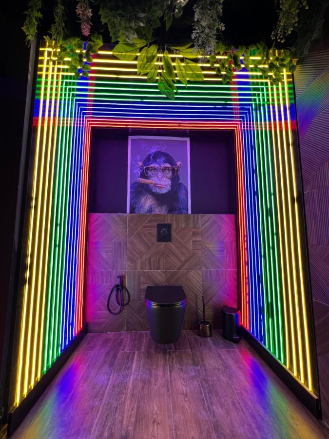 Acomodação com café da manhã  Jungle Au Centre De Marrakech Avec Jacuzzi !
