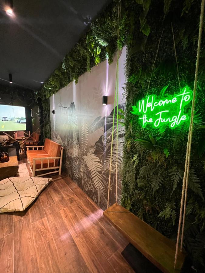Acomodação com café da manhã  Jungle Au Centre De Marrakech Avec Jacuzzi ! *