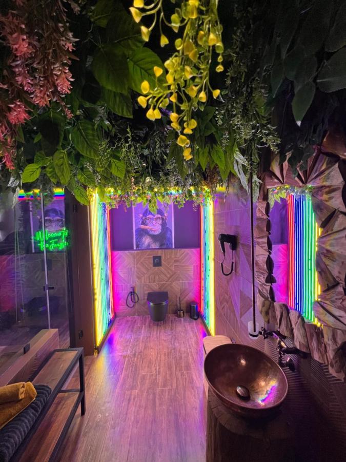 Jungle Au Centre De Marrakech Avec Jacuzzi ! Acomodação com café da manhã 