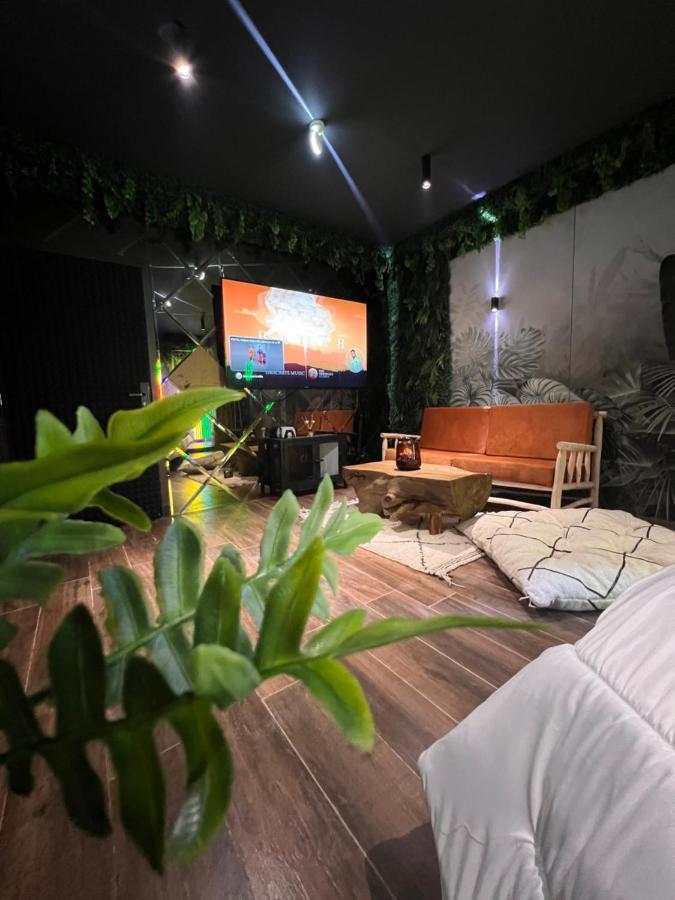 Acomodação com café da manhã  Jungle Au Centre De Marrakech Avec Jacuzzi ! Marraquexe