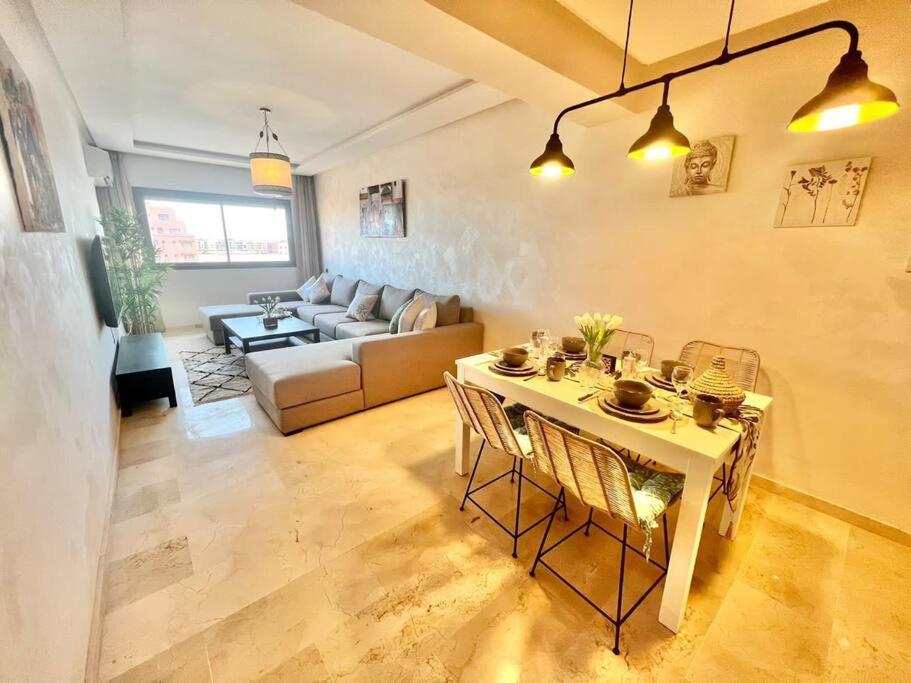 Cozy&elegant Apartment/pool/city Center/gueliz Apartamento