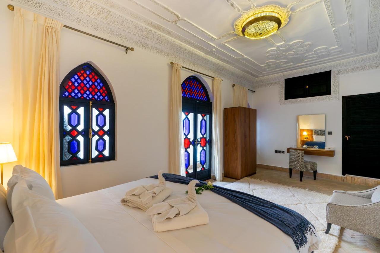 Riad The Grand And