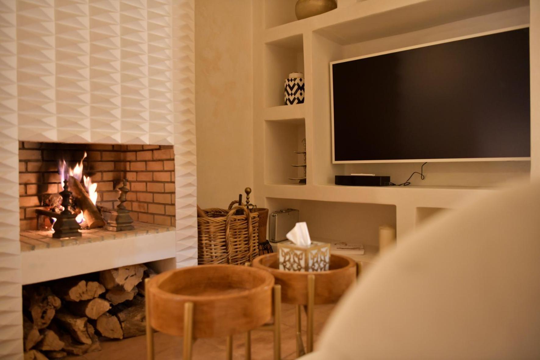 Lallabaya Guest house