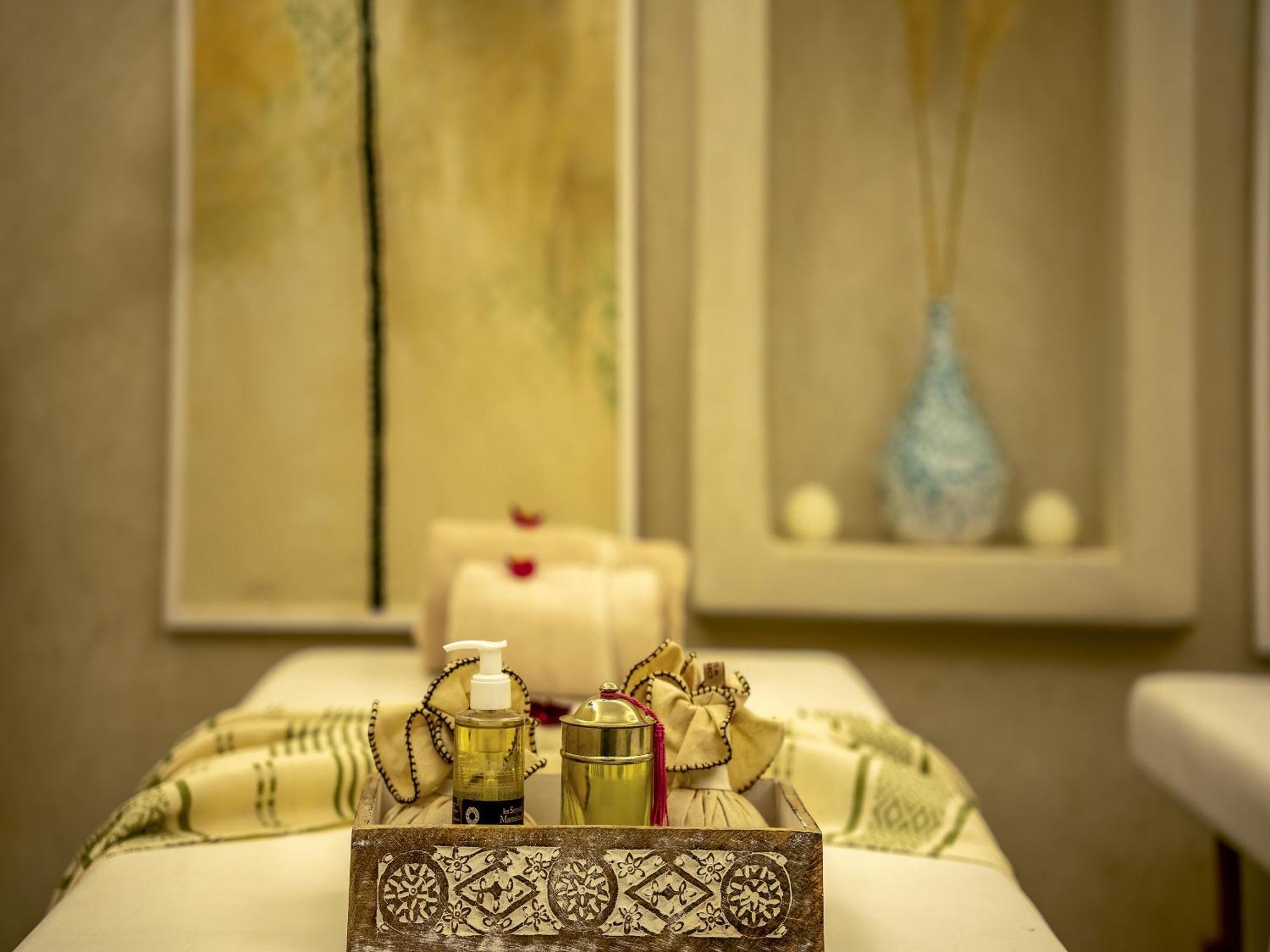 Guest house Almisk *