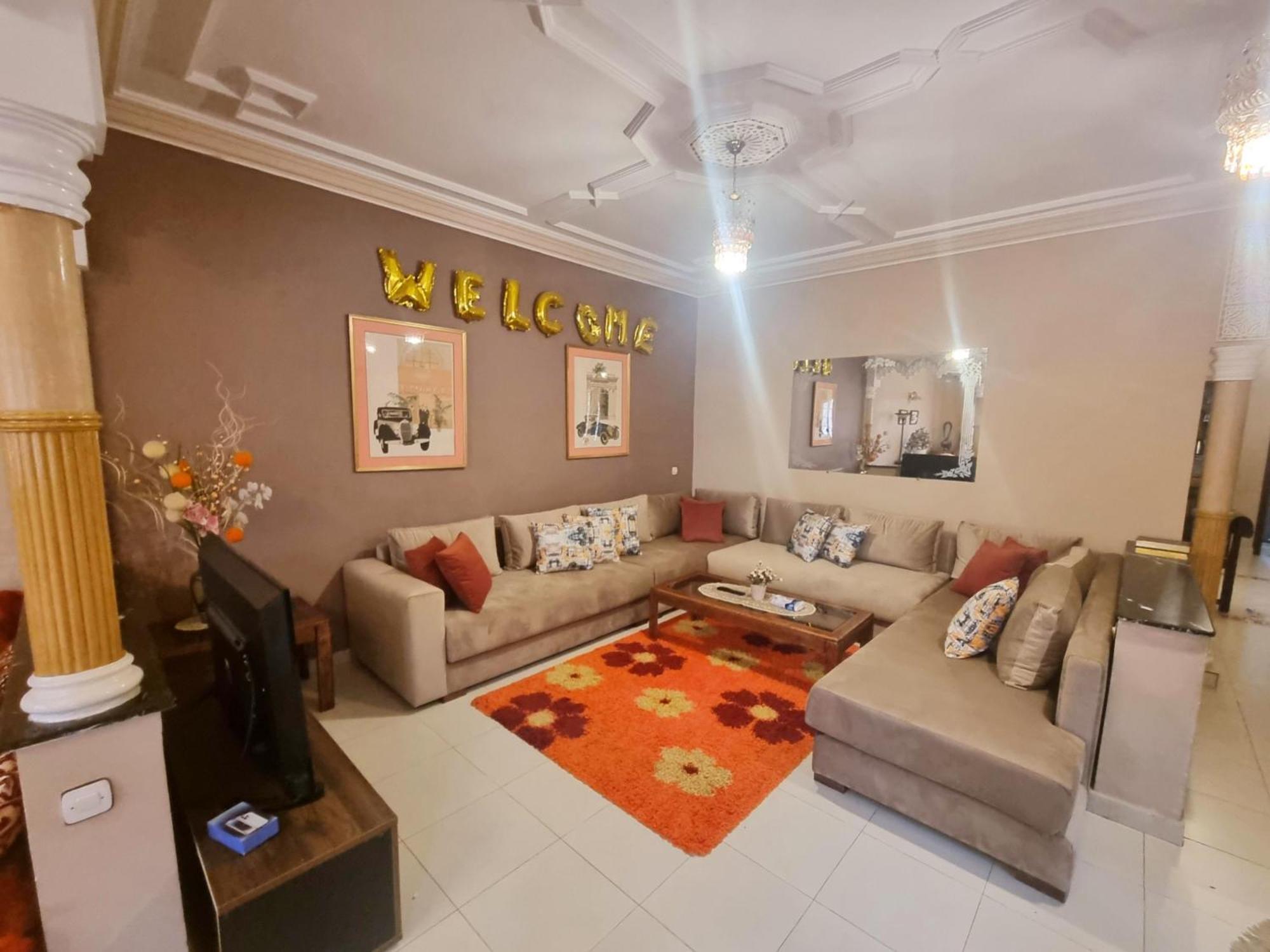 Oranger Family House Center, Private Large House, Terasse Garden View, Free Parking
