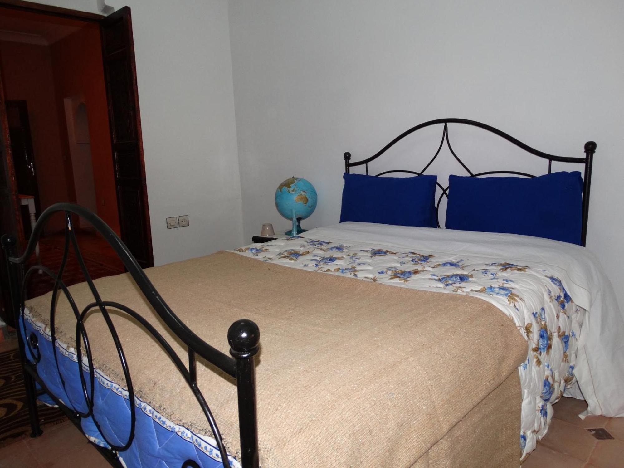 L'auberge Des Remparts Guest house