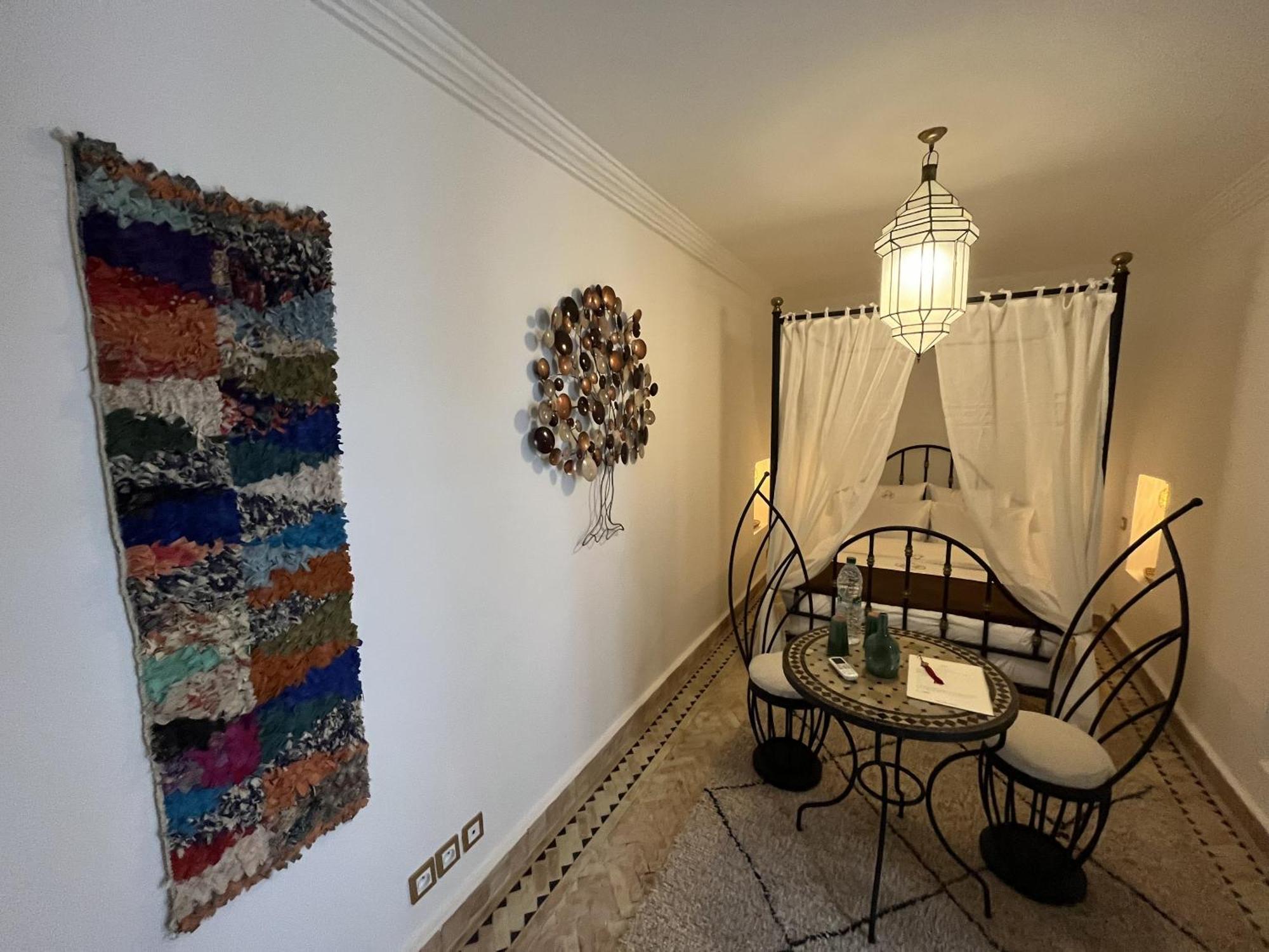 Ecila Guest house