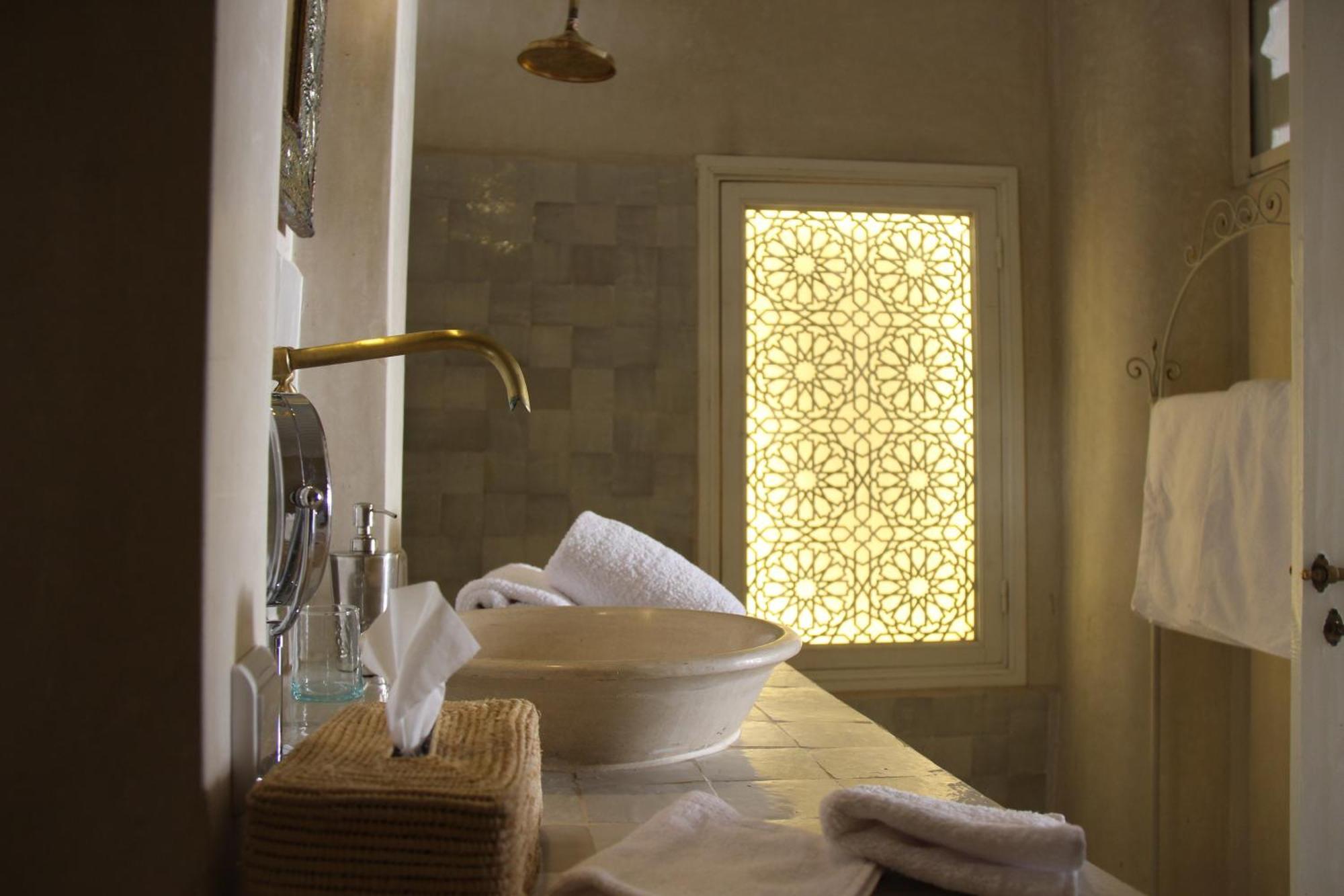 Guest house Emberiza Sahari 4*